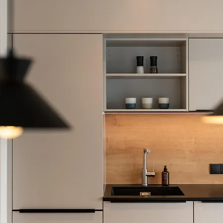 Milu - アパート *